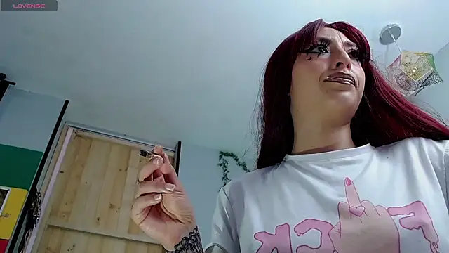 VickyJackson  online show from 02.12.25