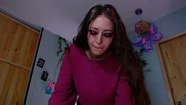 VickyJackson  online show from 09.18.25