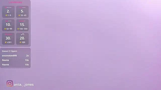 Snapshot of Ania_jones chatting on 12.27.24 Ania jones online show from 12.27.24