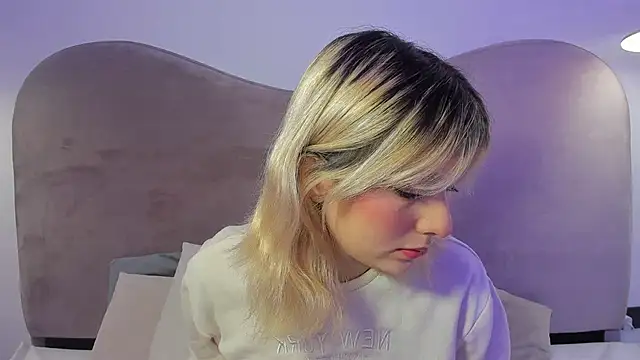 Snapshot of Ania_jones chatting on 01.02.25 Ania jones online show from 01.02.25