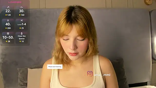 Snapshot of Ania_jones chatting on 03.20.25 Ania jones online show from 03.20.25