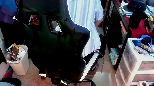 Daddysthick online show from 11.23.25