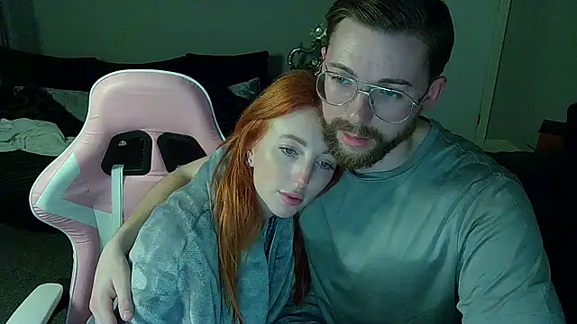 Red firesquirt online show from 01.04.25