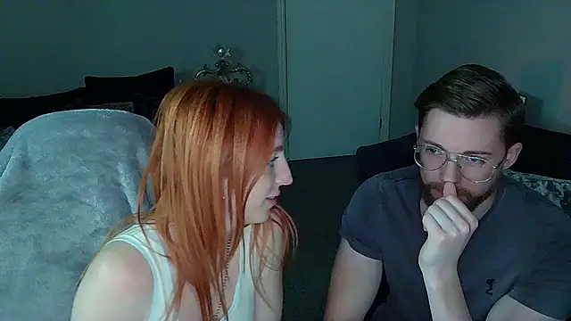 Red firesquirt online show from 01.18.25