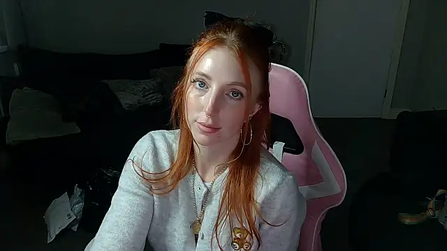 Red firesquirt online show from 01.20.25