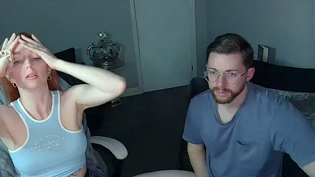 Red firesquirt online show from 03.02.25