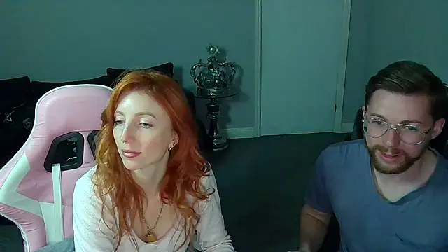 Red firesquirt online show from 03.13.25