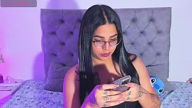 mabellfox online show from 04.21.26