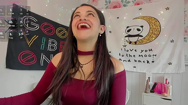 LovelyAzucena online show from 10.29.25