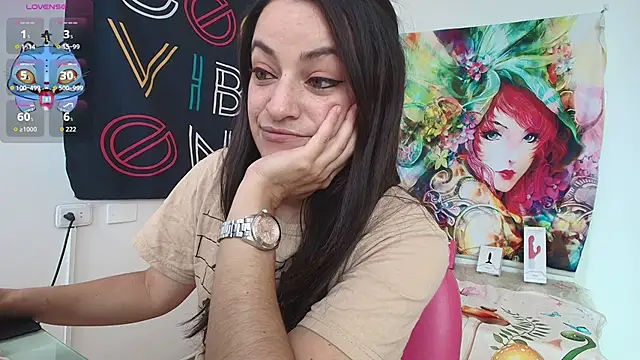 LovelyAzucena online show from 02.04.26