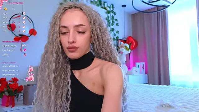 Snapshot of Lana_me chatting on 02.26.25 Lana me online show from 02.26.25