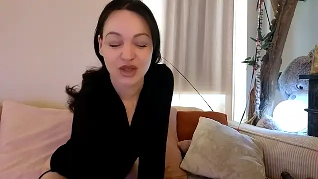 Lilie romeo online show from 05.16.26