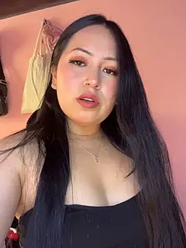 Noa Sakura  online show from 03.25.26