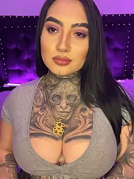 CloeeBeckam online show from 03.05.25