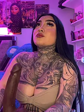 CloeeBeckam online show from 02.14.26