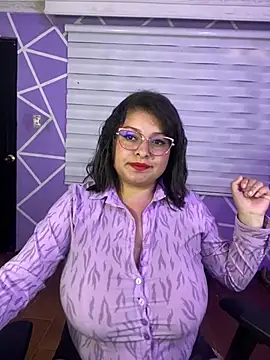 MiiaaJoness online show from 07.28.26
