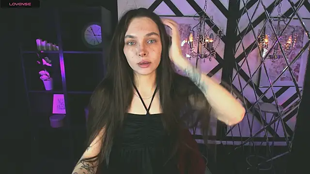 ChloeSunny online show from 05.06.26