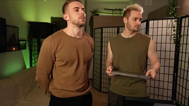 Snapshot of enjoy_me chatting on 03.19.25 enjoy me online show from 03.19.25