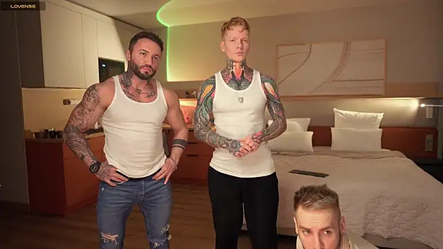 Snapshot of enjoy_me chatting on 10.23.25 enjoy me online show from 10.23.25