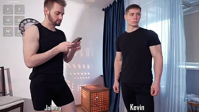 Snapshot of enjoy_me chatting on 12.22.25 enjoy me online show from 12.22.25