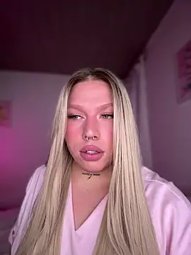 IsabellaFigueredo   online show from 02.20.26