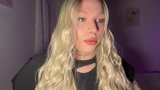 IsabellaFigueredo   online show from 02.22.26