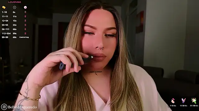 IsabellaFigueredo   online show from 04.11.26