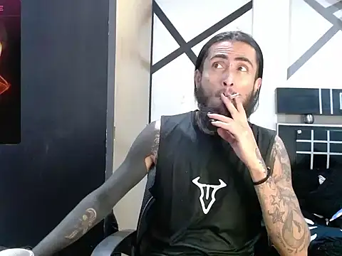 Snapshot of daimon_rockkk chatting on 09.26.25 daimon rockkk online show from 09.26.25