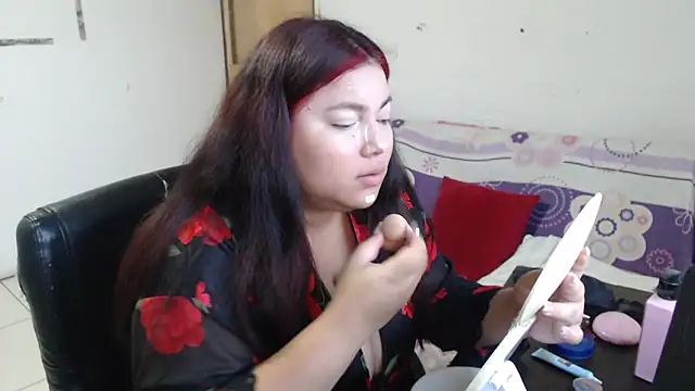 girl milk2 online show from 02.19.25