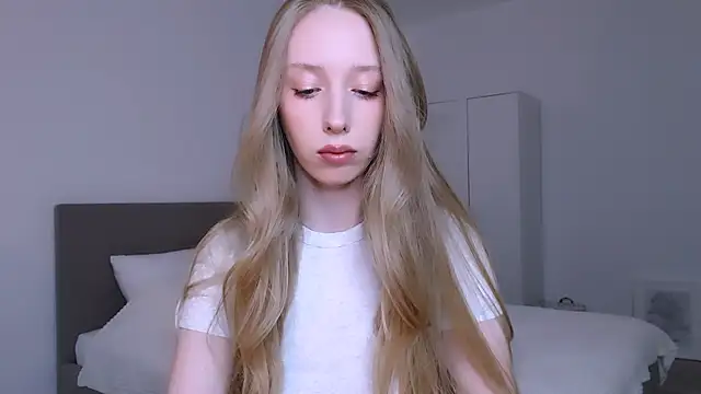 Luna insniity online show from 03.26.26