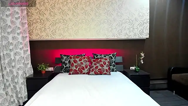 Donna Evans online show from 01.15.25