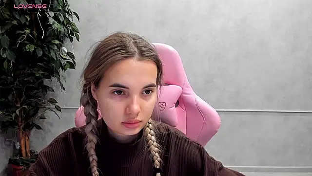 Donna Evans online show from 03.08.25