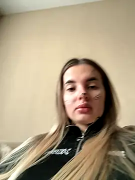 Donna Evans online show from 10.31.25