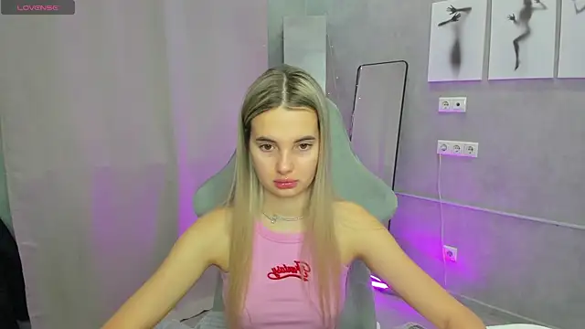 Donna Evans online show from 12.22.25