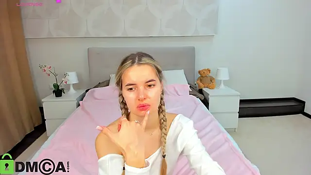 Donna Evans online show from 04.09.26