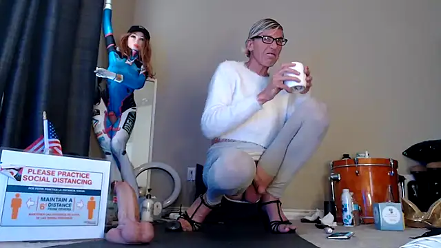 Snapshot of Taylorsexbot chatting on 03.03.25 Taylorsexbot online show from 03.03.25