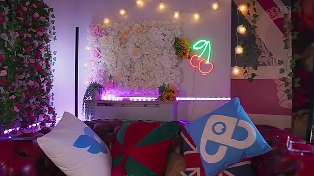 AmicaBentley online show from 03.23.26