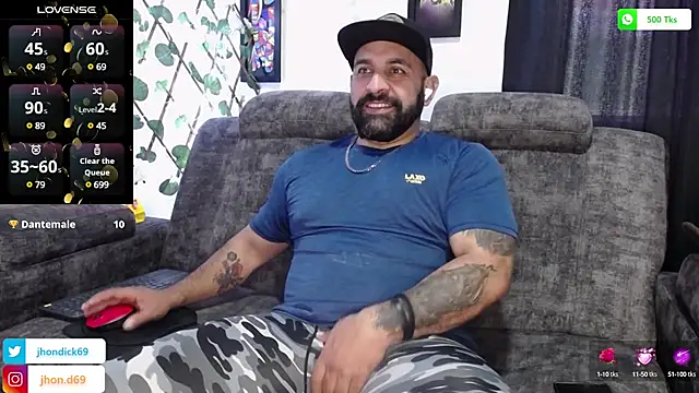 Snapshot of JD-69 chatting on 03.21.25 JD-69 online show from 03.21.25