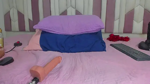 lucyy gray online show from 02.13.25