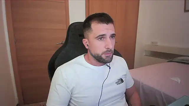 alex877x online show from 10.28.25