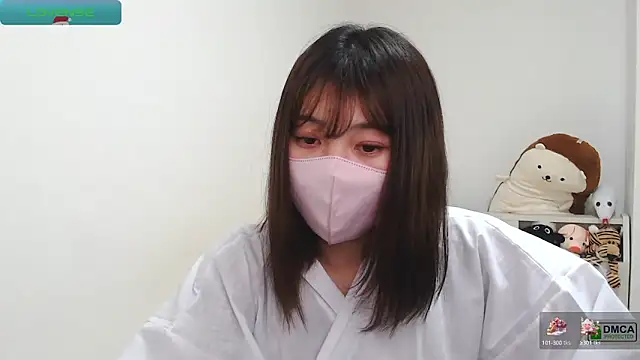 Snapshot of SUZU_ chatting on 01.10.25 SUZU online show from 01.10.25