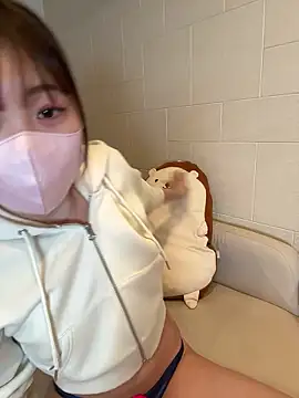 SUZU  online show from 04.18.26