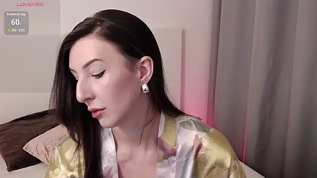 -Allure- online show from 04.22.26