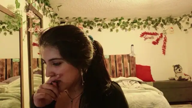 azahar  ziiz online show from 11.24.25