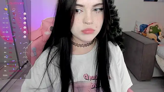 SelenaCute online show from 01.15.25