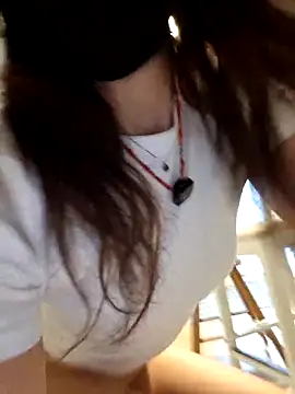 Silvia Zeno online show from 04.03.26