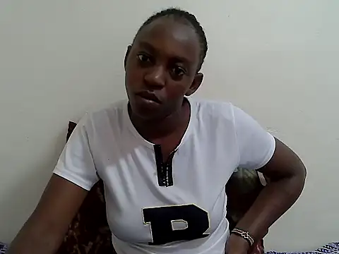 Snapshot of lizbela1 chatting on 05.01.26 lizbela1 online show from 05.01.26