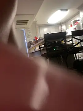 Snapshot of ft2022W chatting on 02.06.25 ft2022W online show from 02.06.25