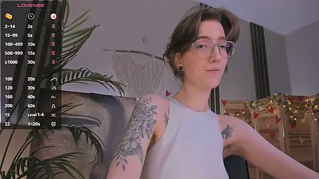 Lola Missy online show from 02.22.25