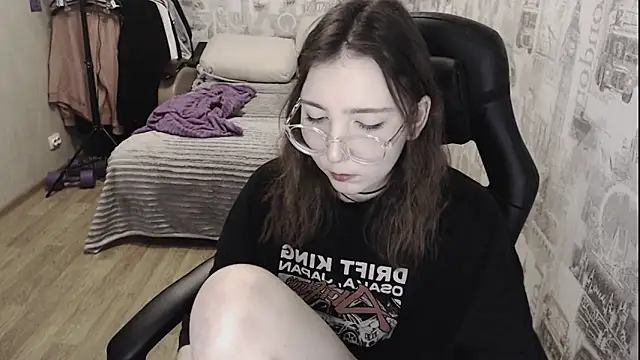 Snapshot of AmeliaKamishiro chatting on 12.02.24 AmeliaKamishiro online show from 12.02.24